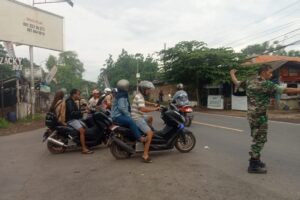 Koramil 1609/Juntinyuat Peduli Keselamatan Warga dan Anak Sekolah