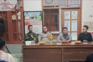 Babinsa Koramil 1604 Jatibarang Menghadiri Musyawarah Kelompok Tani dan Pemilik Traktor Desa Pawidean