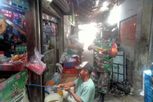 Koramil 1605/Sukagumiwang Monitoring Harga Bahan Pokok di Wilayah Kecamatan Kertasemaya