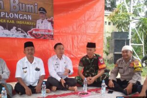 Koramil 1608 Karangampel Hadiri Acara Adat Sedekah Bumi Desa Kaplongan