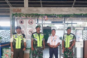 Koramil 1604 Jatibarang Tingkatkan Pengamanan di Stasiun Jelang Natal dan Tahun Baru