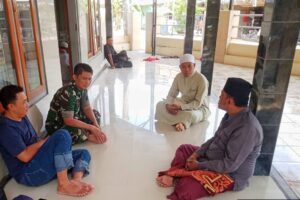 Koramil 1602 Sindang Gelar Komsos dengan Tokoh Agama Desa Wanantara