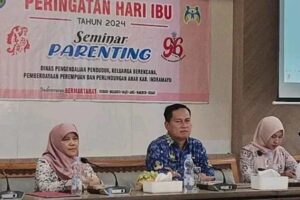 DISDUK P3A GELAR ACARA PERINGATAN HARI IBU DENGAN MENGADAKAN SEMINAR PARENTING