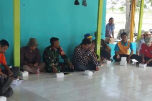 Koramil 1609/Juntinyuat Dorong Percepatan Tanam MT1 2025 melalui Komsos dengan Petani