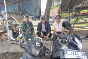 Babinsa Koramil 1605/Sukagumiwang Gelar Komsos untuk Tingkatkan Keamanan dan Ketertiban di Desa Tulungagung