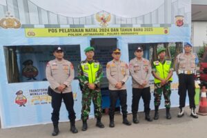 Koramil 1604/Jatibarang Gelar Pengamanan Menyambut Natal 2024 dan Tahun Baru 2025 di Stasiun Jatibarang