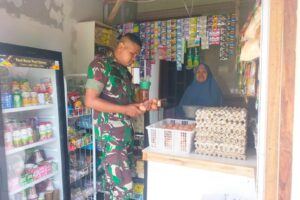 Koramil 1609/Juntinyuat Lakukan Pemantauan Harga Sembako di Desa Sambimaya
