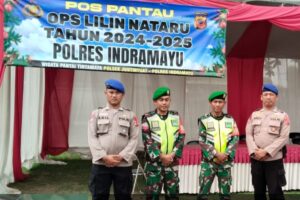 Koramil 1609/Juntinyuat Laksanakan Pengamanan Wisata Pantai Legenda Tirtamaya pada Giat Nataru